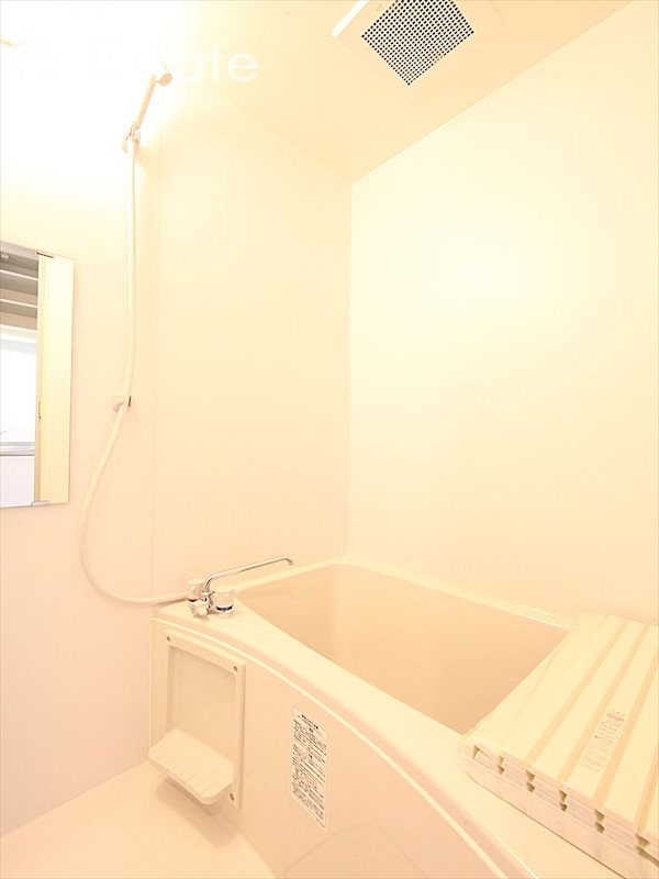 バス・シャワールーム　バスルーム