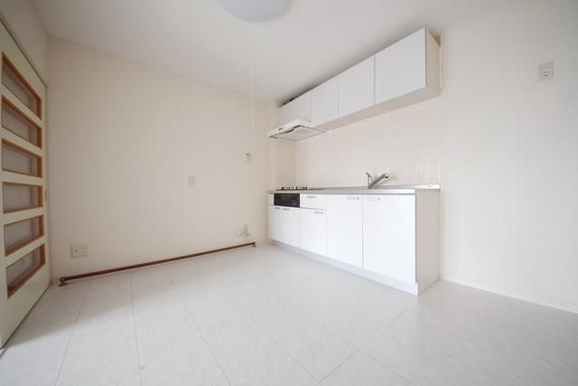 居室・リビング　開放的なダイニングキッチン♪