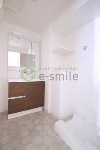 洗面設備　使いやすい洗面所です※同シリーズの写真です