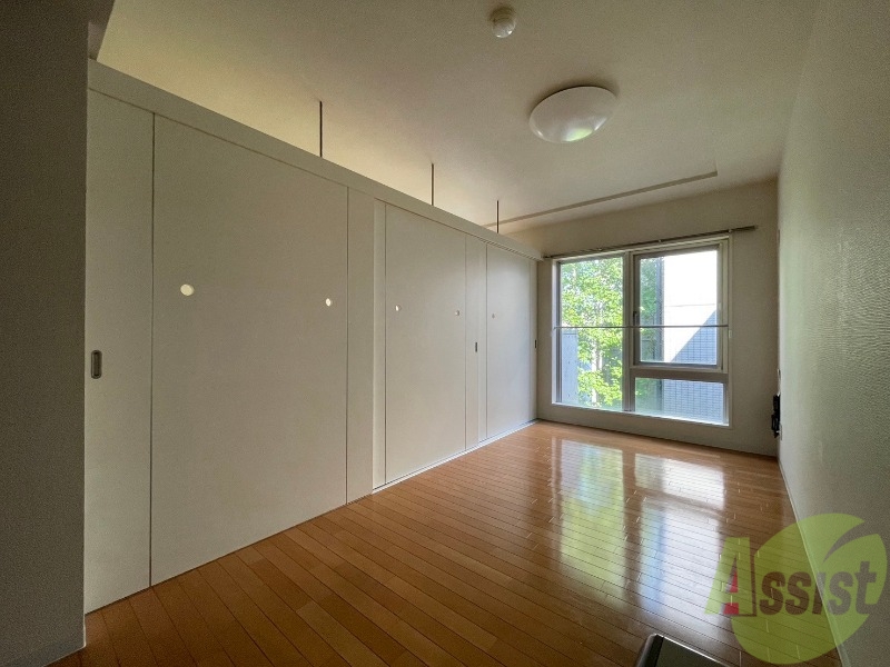 居室・リビング　広くてキレイなＬＤＫが広がっていて、充実した生活が送れそう。