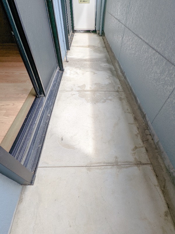 バルコニー　図面と現状に相違がある場合には現状を優先