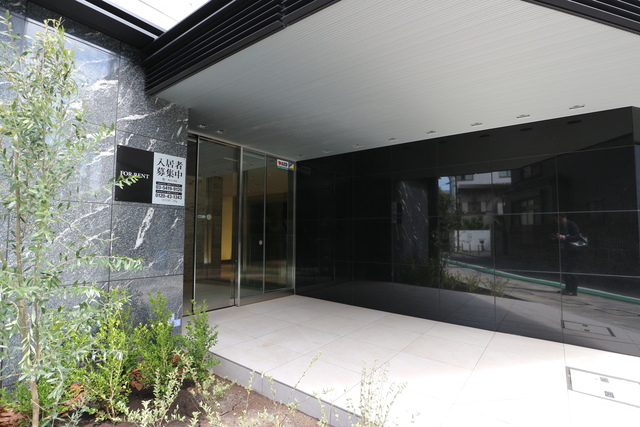 エントランス　エントランス