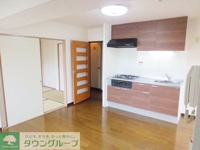 キッチン　お問合せはタウンハウジングまで！※現地待合わせ相談可能