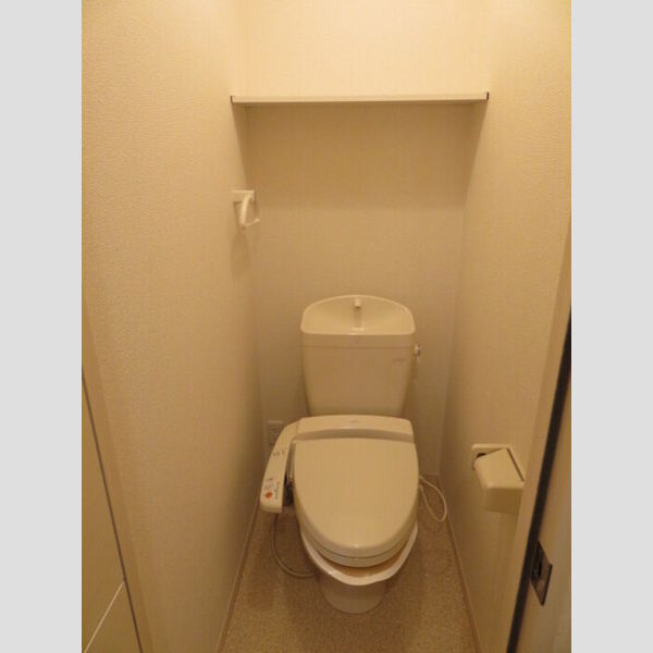 トイレ　落ち着いたトイレです