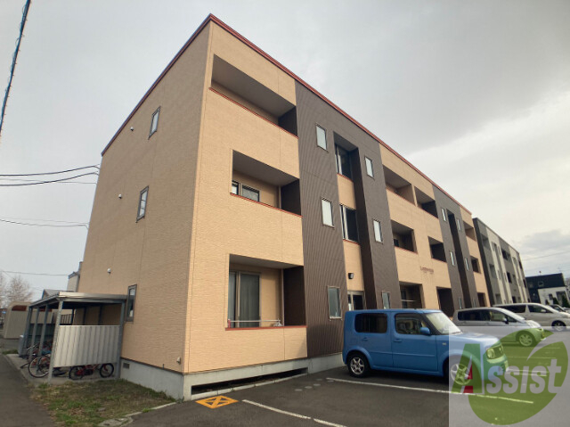 建物外観　札幌市北区屯田１１条「ローベン屯田」