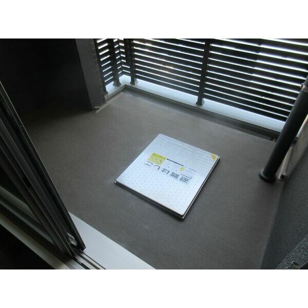 バルコニー　※別室の参考写真の為、現況優先です。