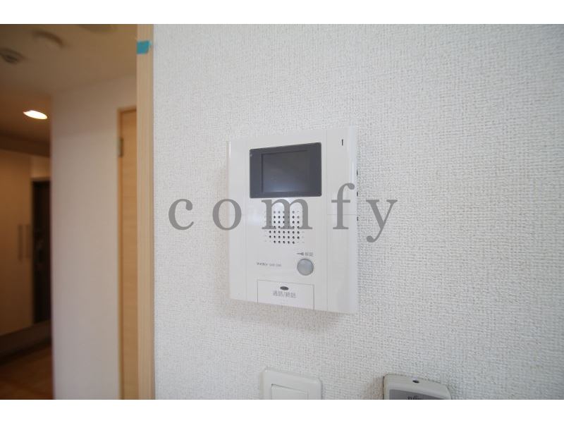 セキュリティ　安心のモニター付きインターホン