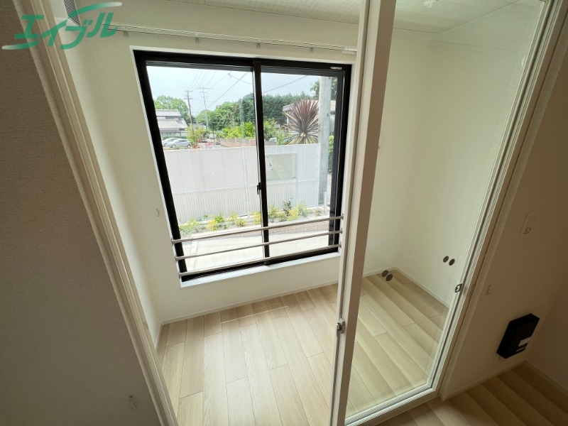 バルコニー　同型タイプ画像