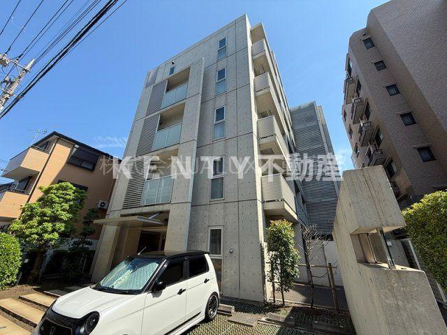 建物外観　外観は落ち着いています