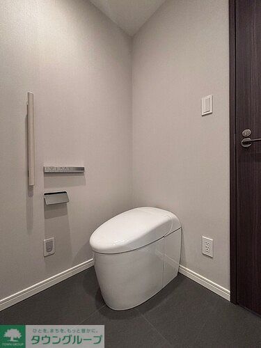 トイレ　お問合せは(株)タウンハウジング東京へ