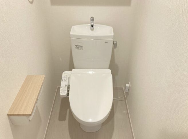 トイレ　同施工会社施工物件の参考写真になります※現況優先