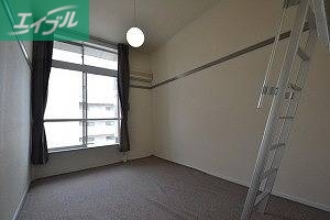 居室・リビング　居室