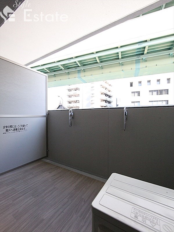 バルコニー　バルコニー