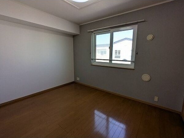 その他部屋・スペース　清潔感のある洋室です♪