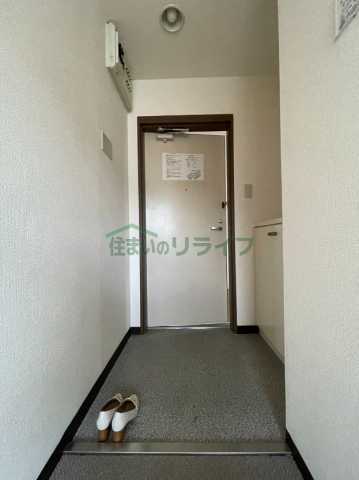 玄関　アレックス日乃本