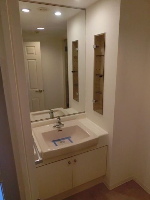 洗面設備　朝の始まりは、こちらからどうぞ…