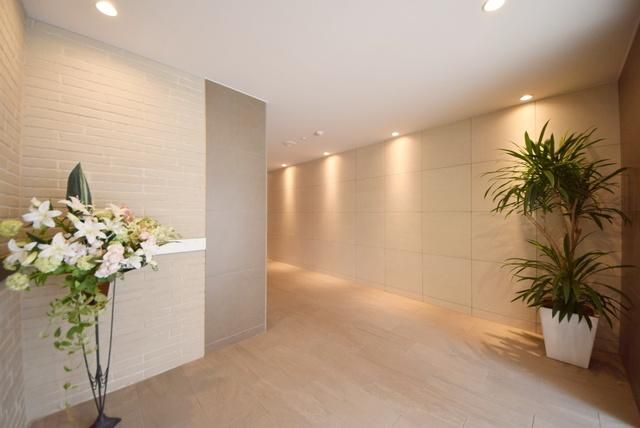 エントランス　エントランスロビー