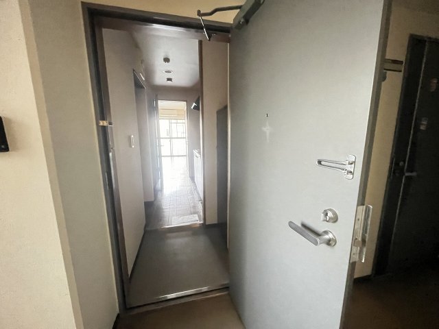 玄関　参考写真