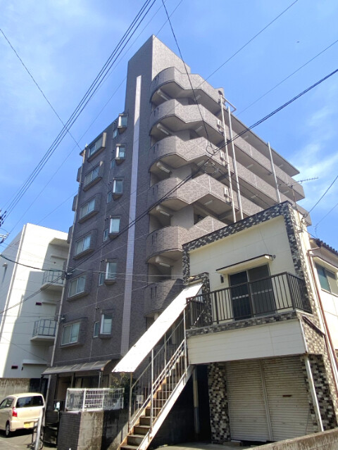 エントランス　建物