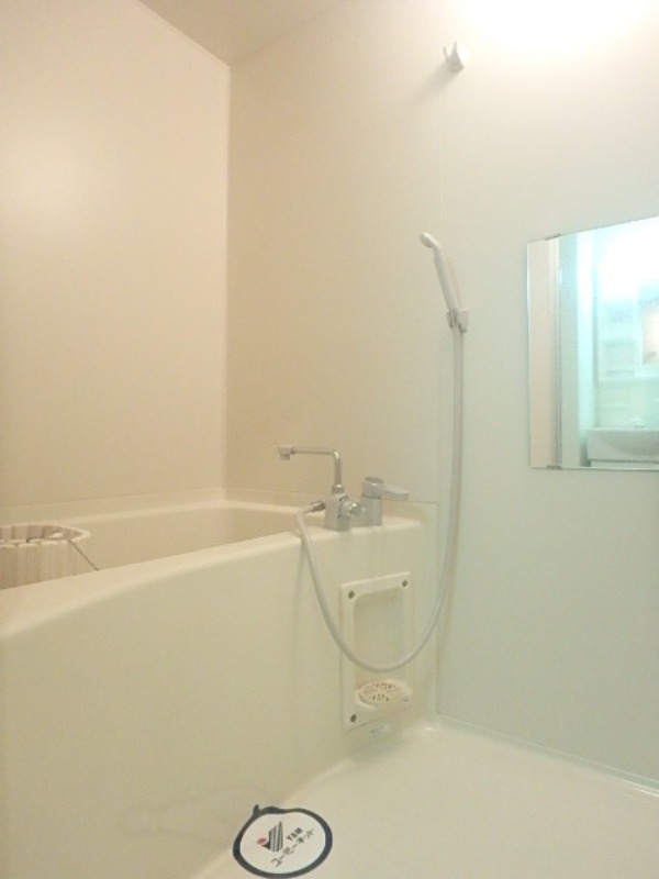 バス・シャワールーム　図面と現状に相違がある場合には現状を優先