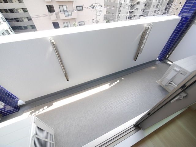バルコニー　同物件別部屋写真