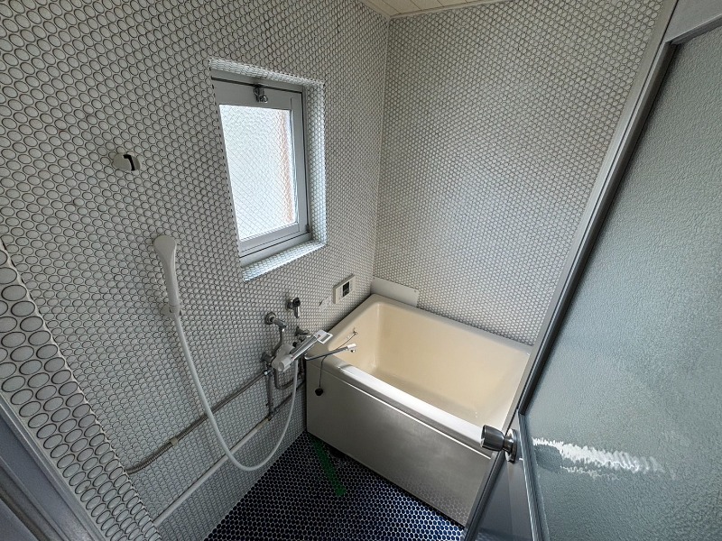 バス・シャワールーム　追い炊き付バス♪