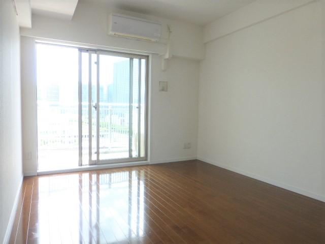 居室・リビング　内観