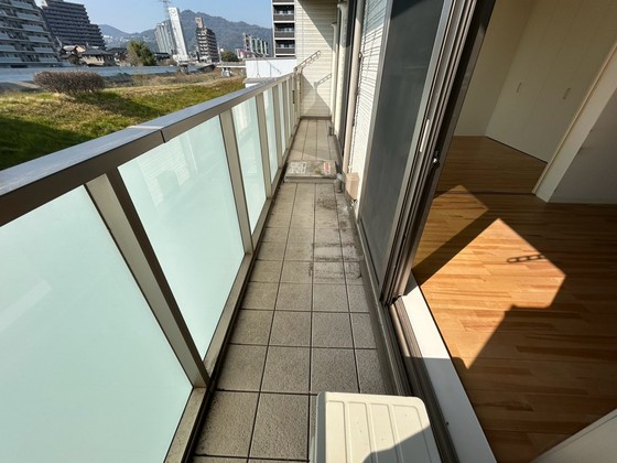 バルコニー　※別部屋の写真です