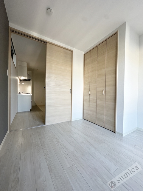 その他部屋・スペース　アクセントクロスがオシャレを演出♪