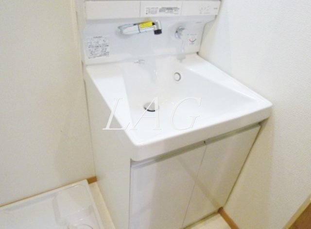 洗面設備　独立洗面台です。