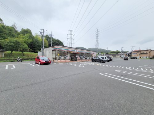 コンビニ　セブンイレブン 生駒南田原町店（コンビニ）まで2117m