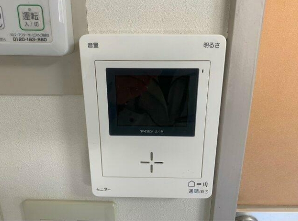 セキュリティ　インターホンです