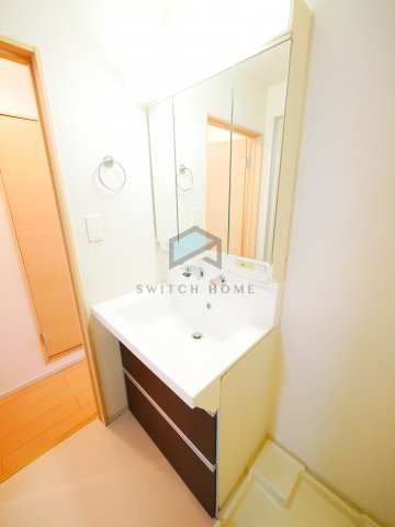 洗面設備　独立洗面台です！