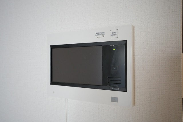 セキュリティ　モニター付きインターホンです