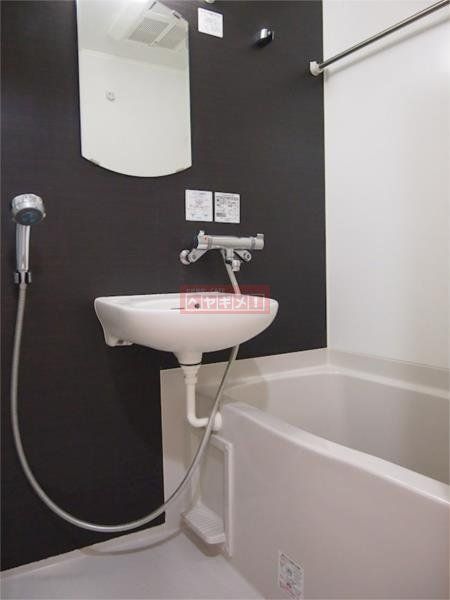 洗面設備　バス