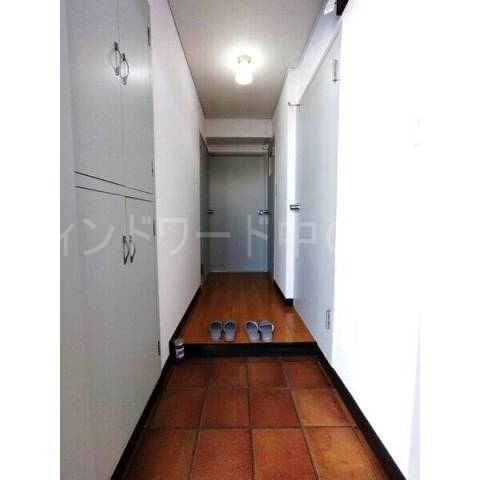 玄関　詳細は、ウィンドワード中の島店までご相談下さい。