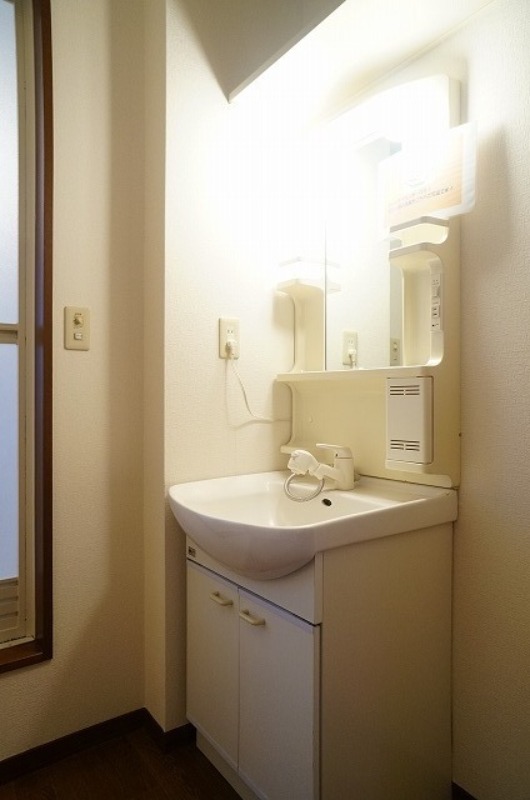 洗面設備　図面と現状に相違がある場合には現状を優先