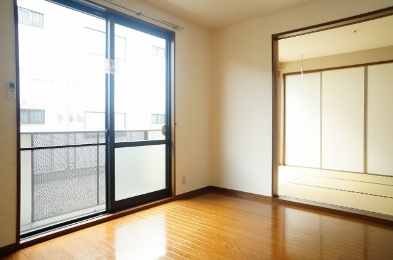 居室・リビング　図面と現状に相違がある場合には現状を優先