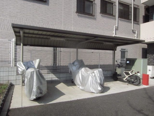その他　★バイクも駐車できます★