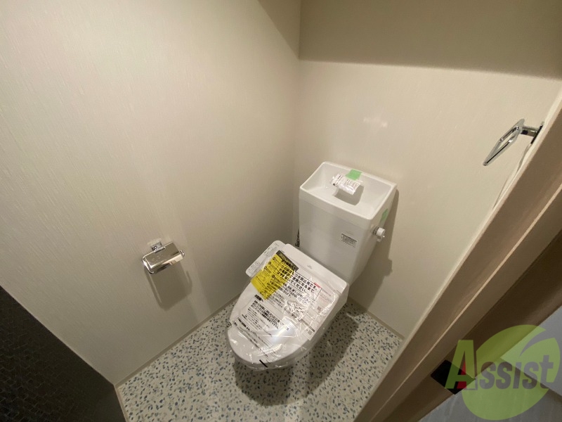 トイレ　ウォシュレット機能がついたトイレ。安心して使用できますね。