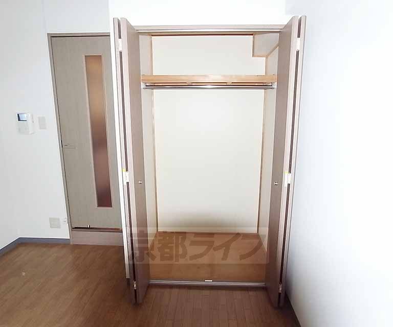 収納　洋服の収納もバッチリです。