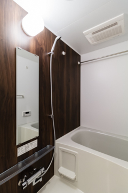 バス・シャワールーム　※写真は同タイプ住戸です。