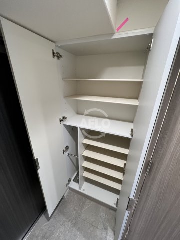 玄関　プレサンス南堀江スタイルズ　玄関