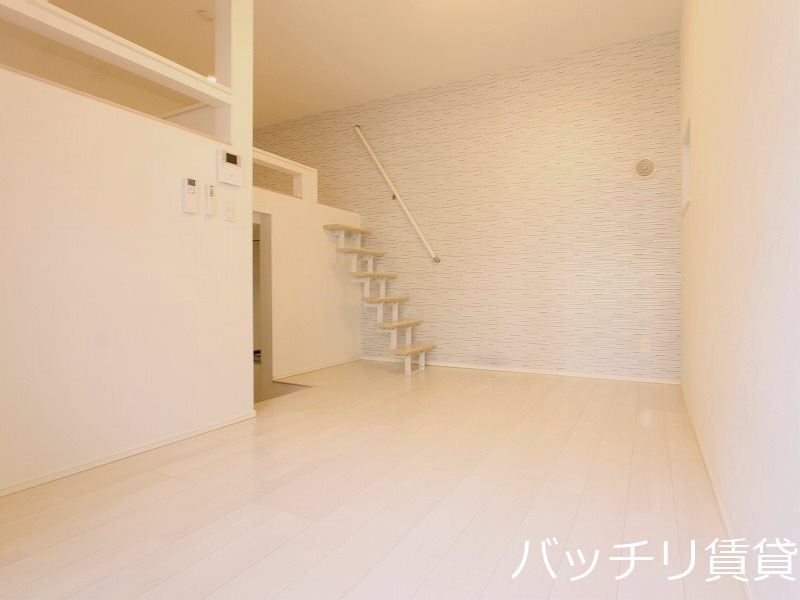 居室・リビング　画像は別号室タイプの為、現状を優先致します。