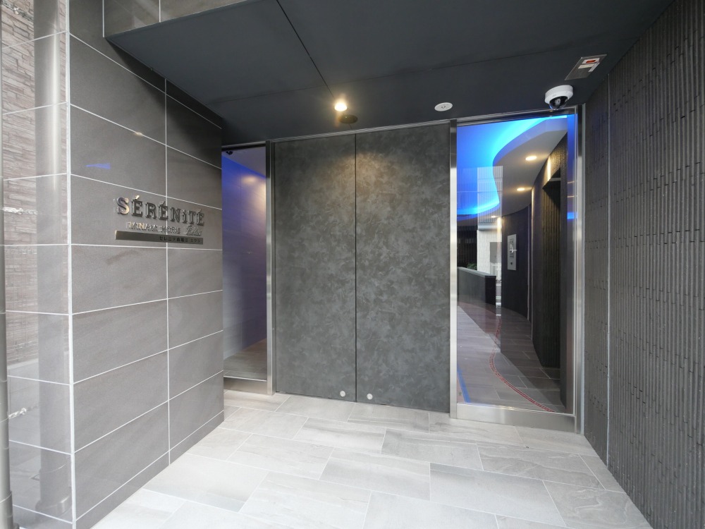 エントランス　建物の内部です
