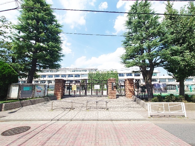 小学校　北区立神谷小学校（小学校）まで25m