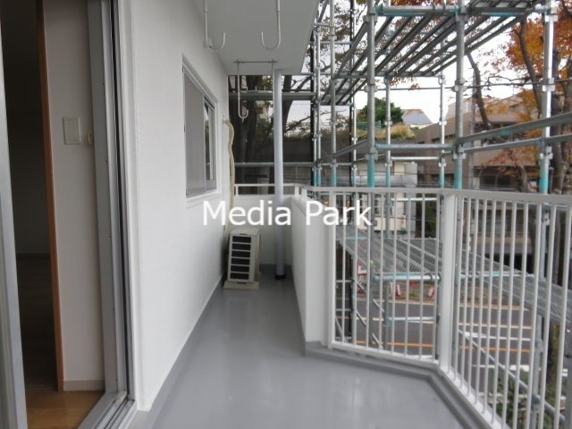 バルコニー　同物件別のお部屋の写真です。参考写真です。