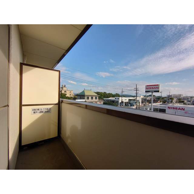 バルコニー　※入居中のため、前回募集時の写真です。