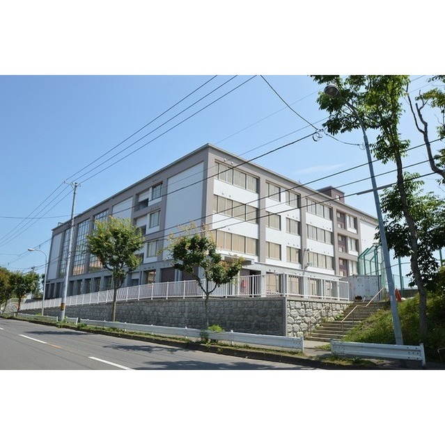 小学校　釧路小学校（小学校）まで860m