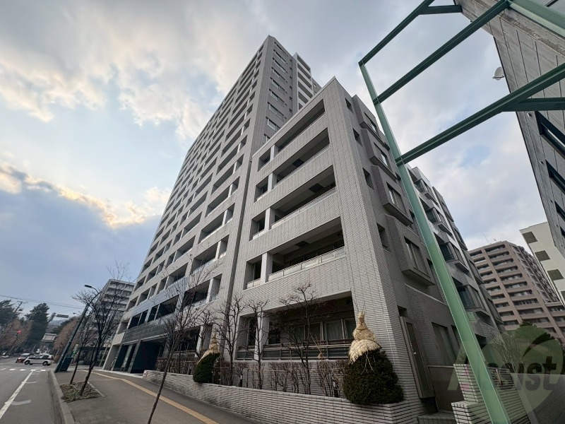 建物外観　札幌市中央区南１「円山坂下シティハウス」